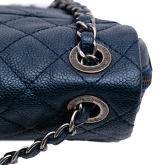 Medium Quilted Iridescent Caviar Easy Flap