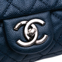 Medium Quilted Iridescent Caviar Easy Flap