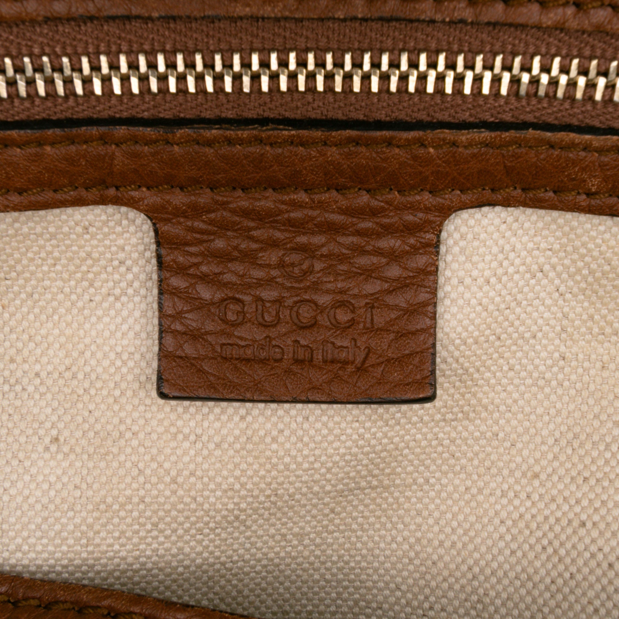 Medium GG Canvas Bella Tote