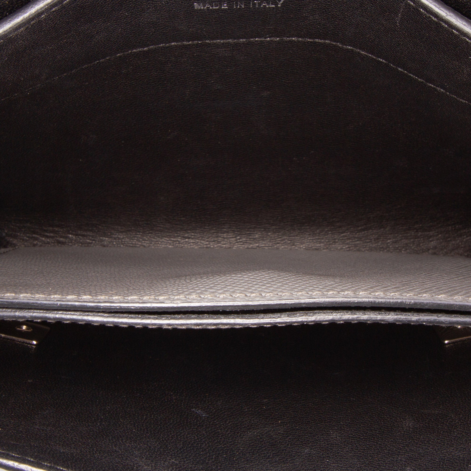 Saffiano Cuir Twist Lock Chain Flap