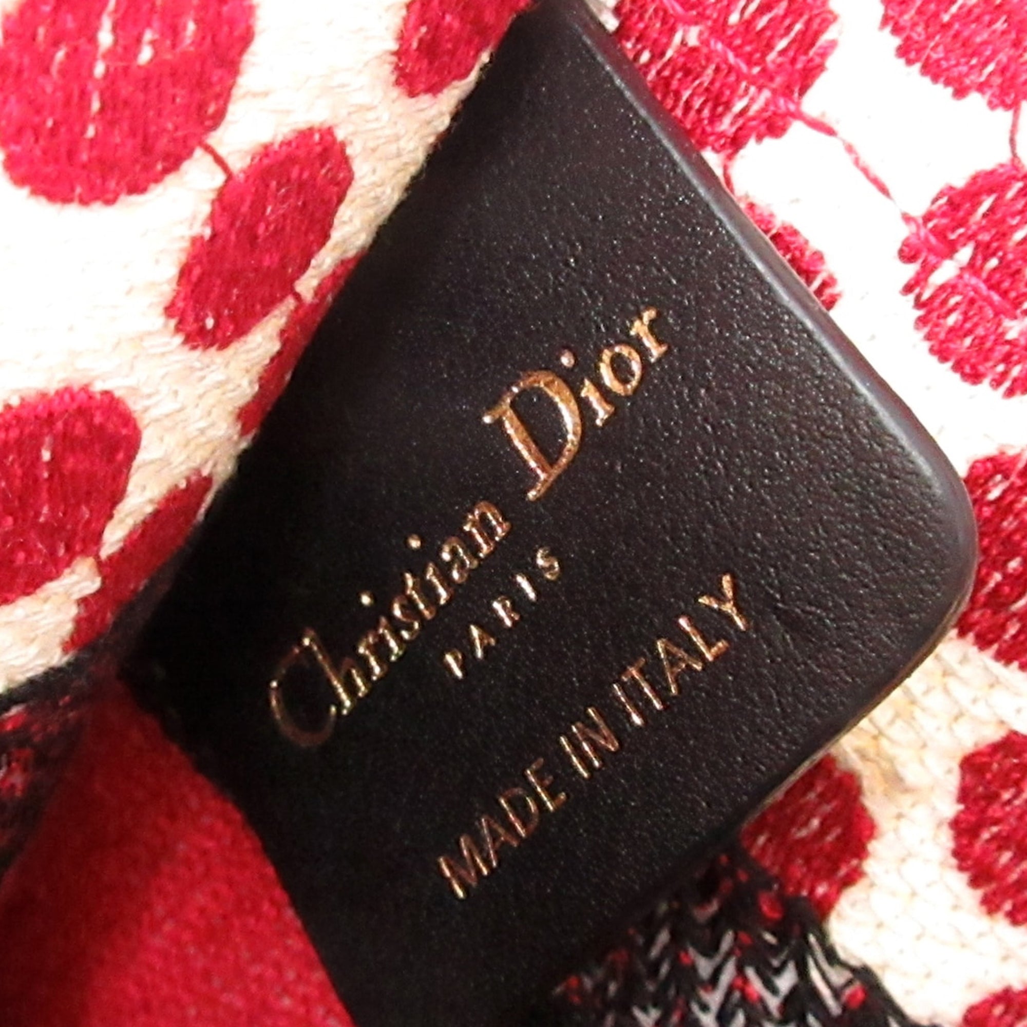 Mini Dioramour Book Tote