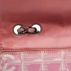 Medium New Travel Line Nylon Single Flap