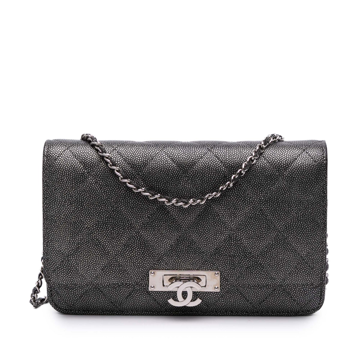 Quilted Metallic Caviar Golden Class Wallet On Chain
