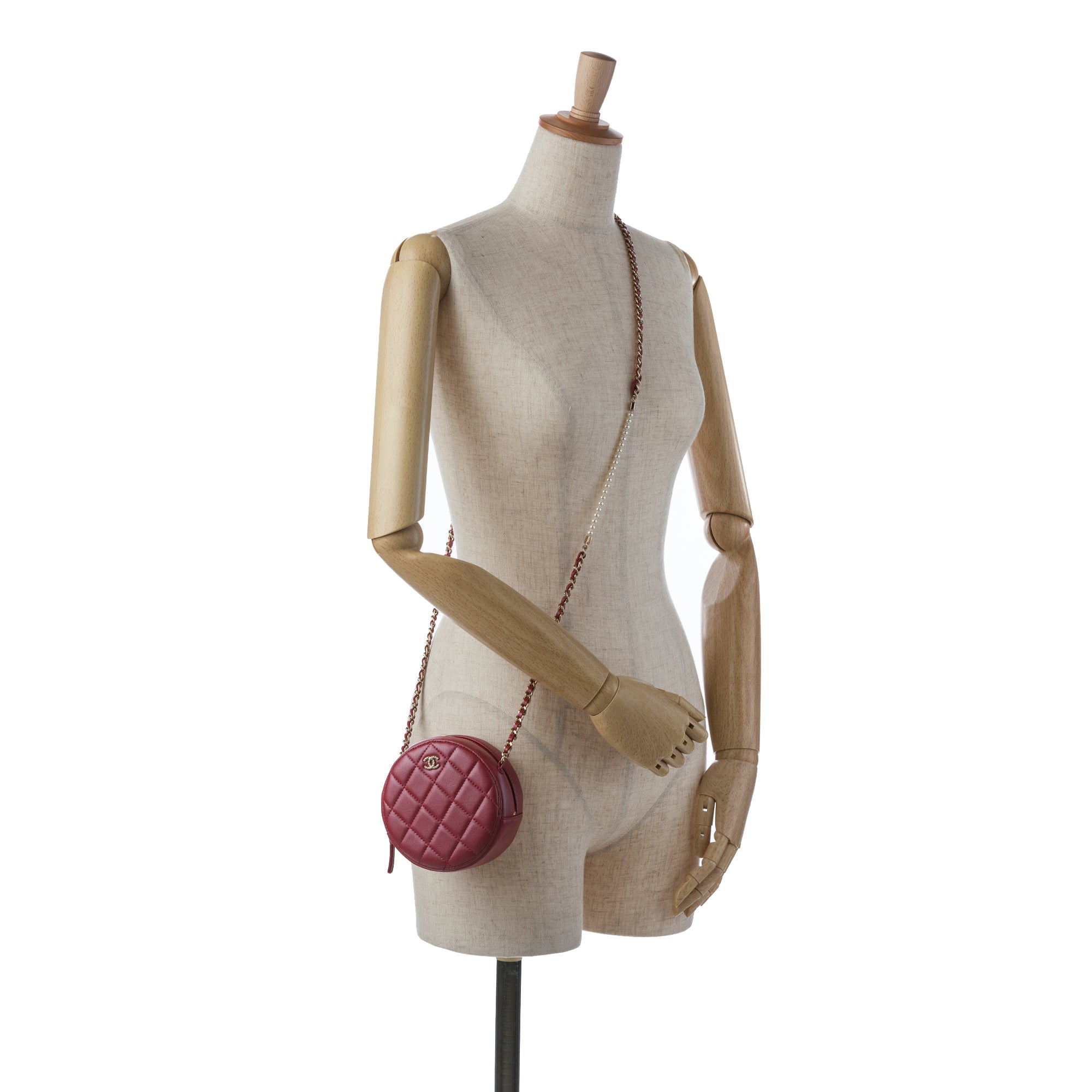 Quilted Lambskin Round Pearl Clutch with Chain_9