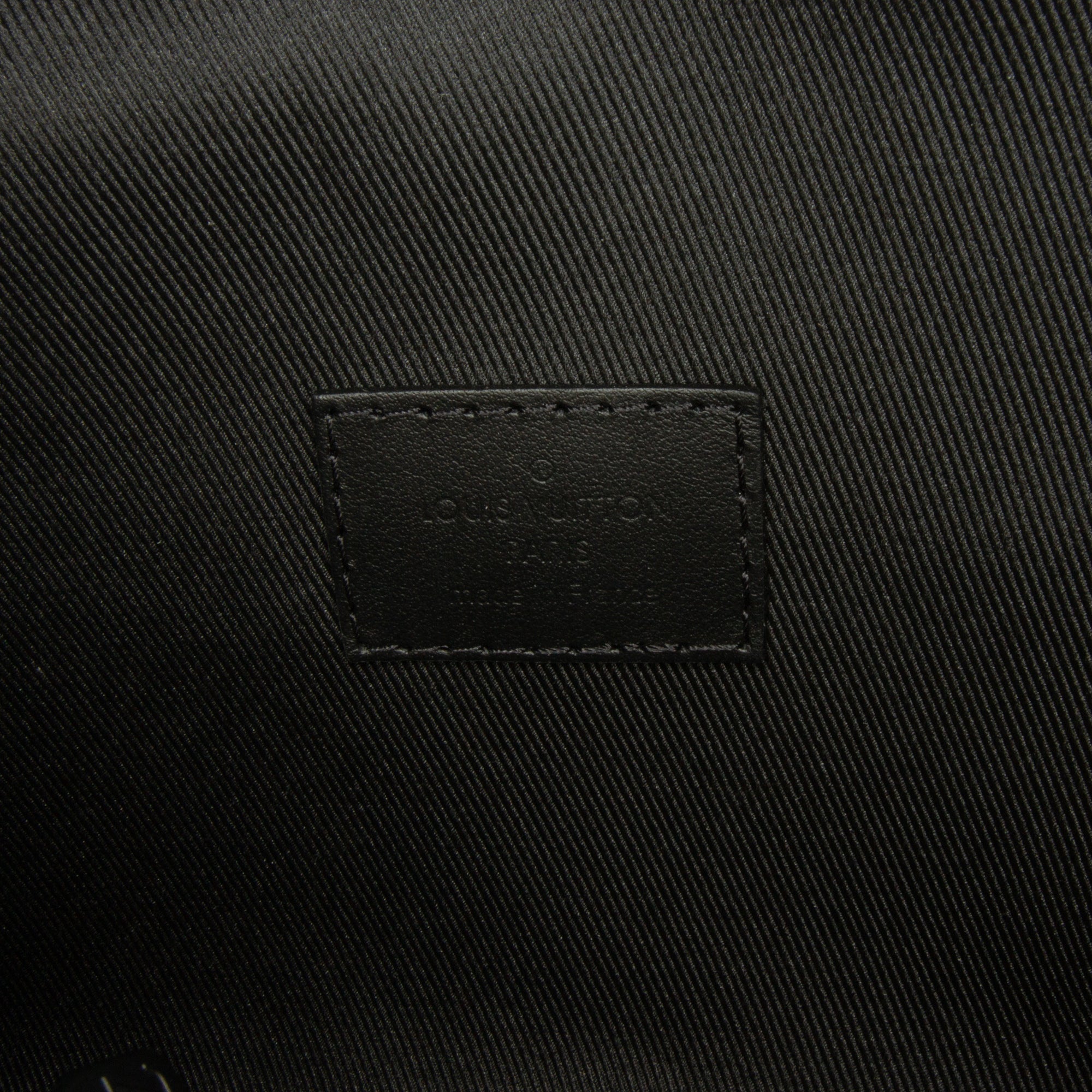 Monogram Taurillon Steamer Wearable Wallet