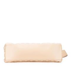 GG Canvas Shoulder Bag