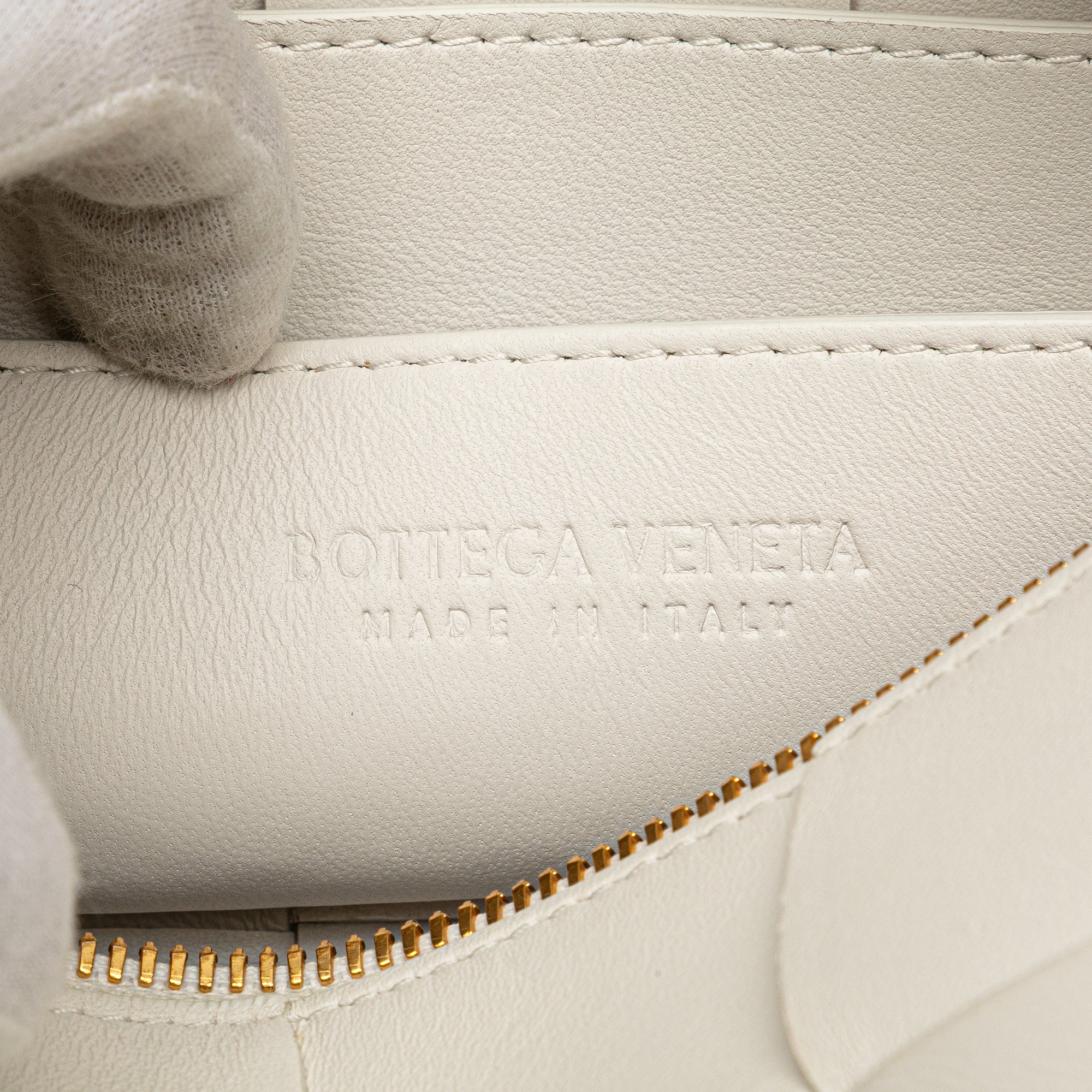 Small Lambskin Intrecciato Brick Cassette