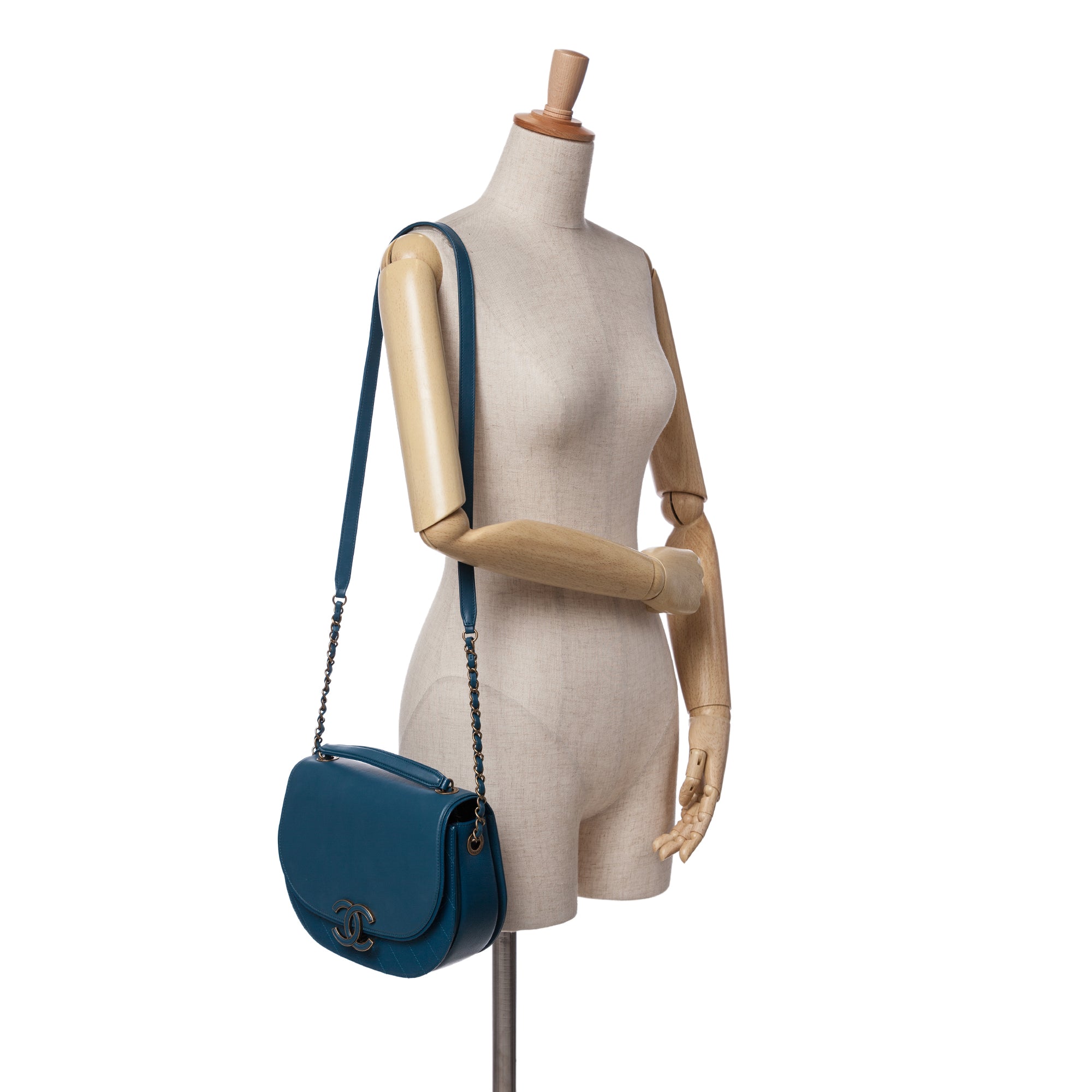 Medium Shiny Calfksin and Goatskin Coco Curve Flap