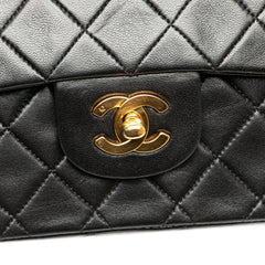 Medium Classic Lambskin Double Flap