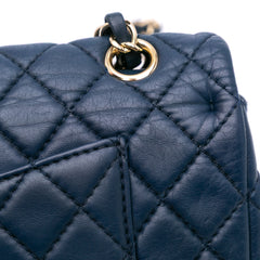 Medium Classic Calfskin Double Flap