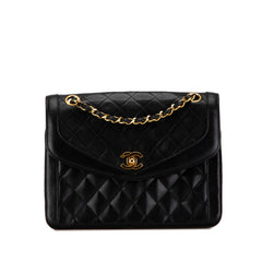 CC Quilted Lambskin Single Flap_0