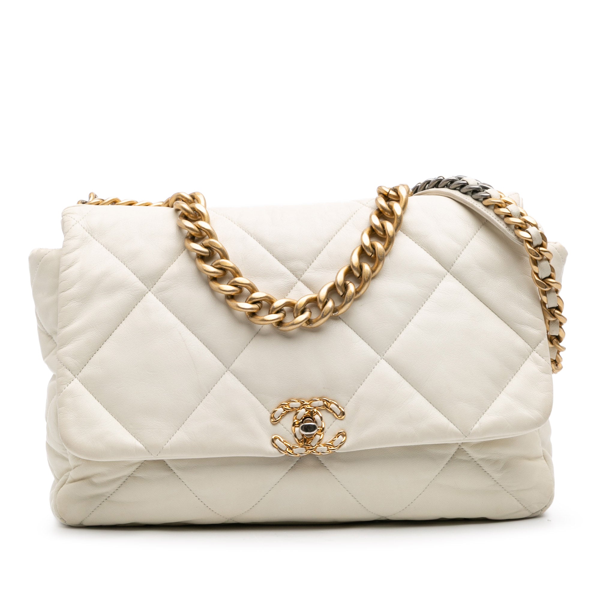 Maxi Lambskin 19 Flap