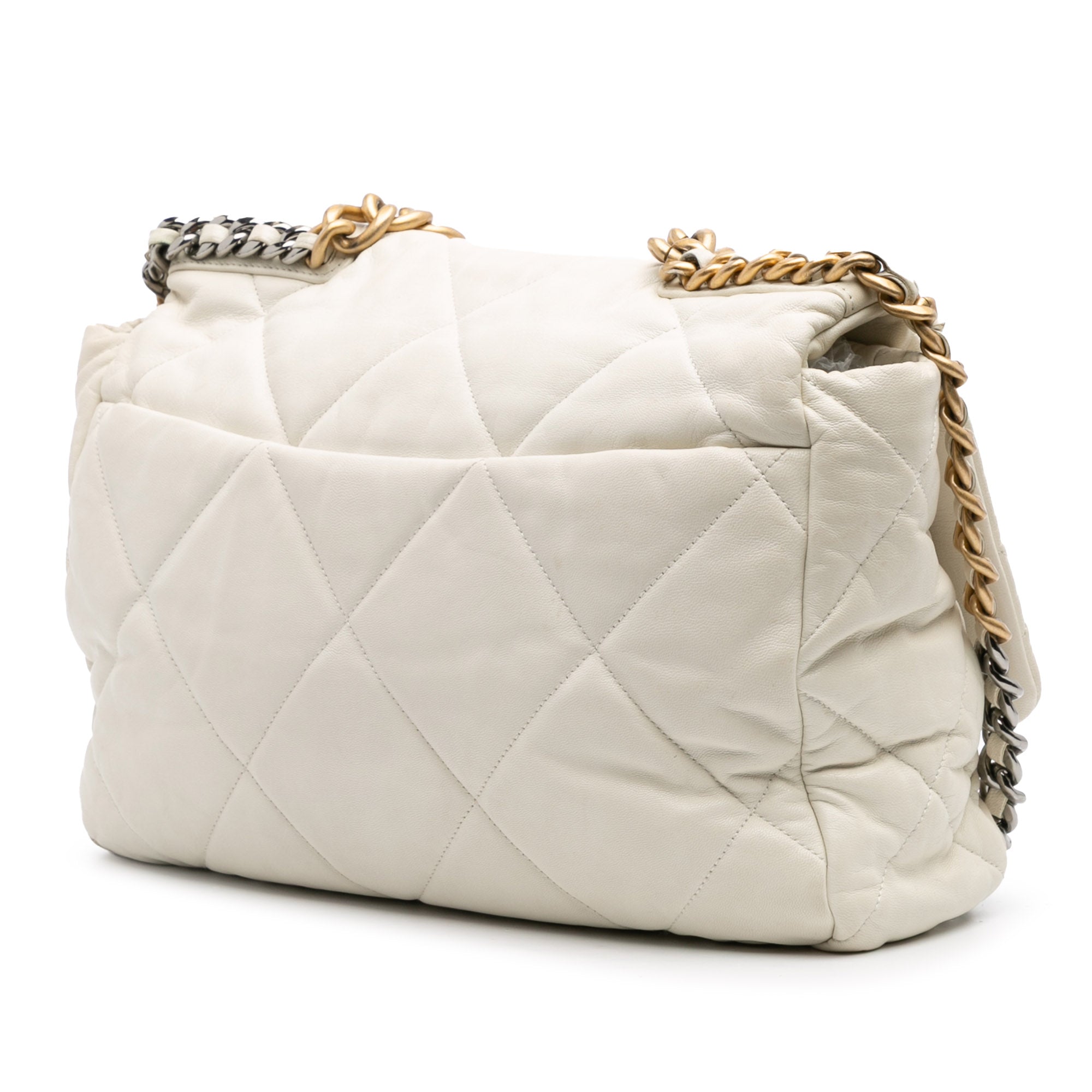 Maxi Lambskin 19 Flap