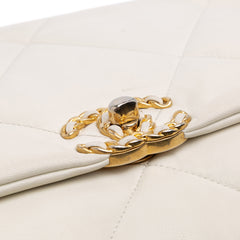 Maxi Lambskin 19 Flap