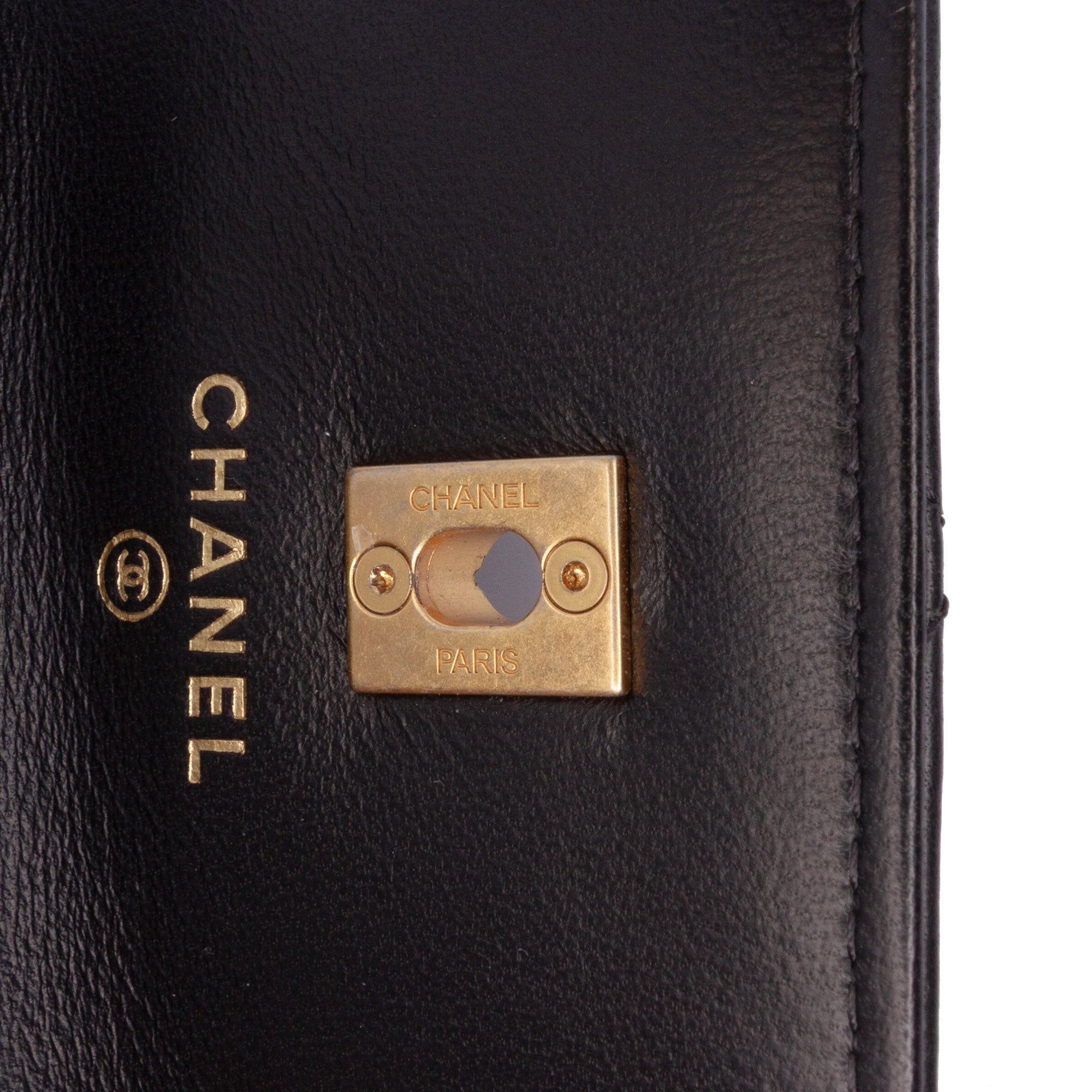Quilted Lambskin Pearl Crush Clutch With Chain