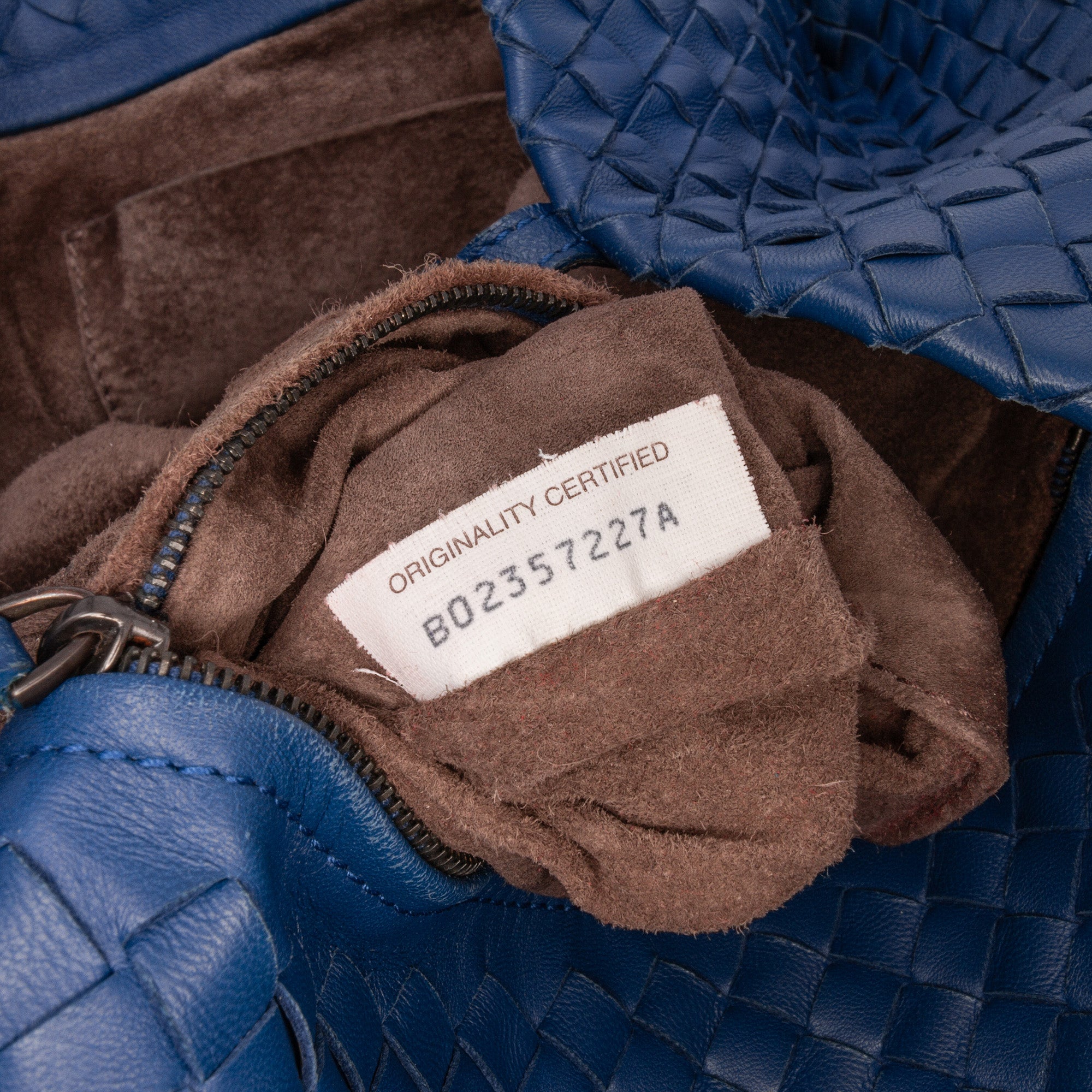 Medium Nappa Intrecciato Cesta Tote