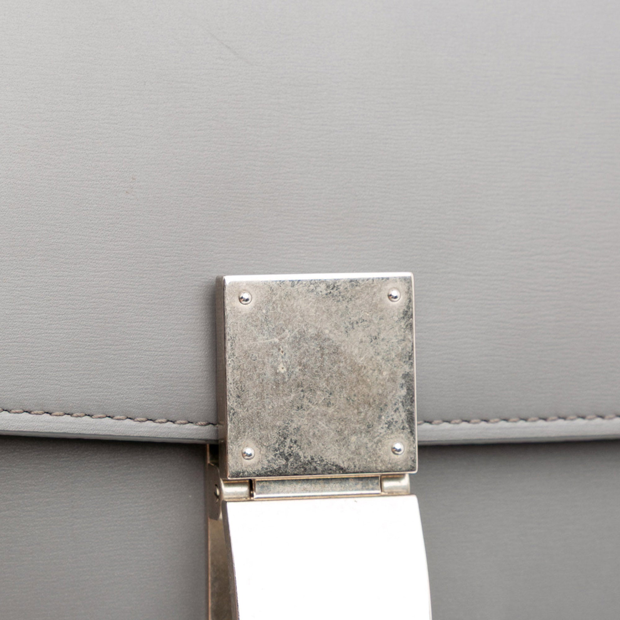 Medium Calfskin Classic Box