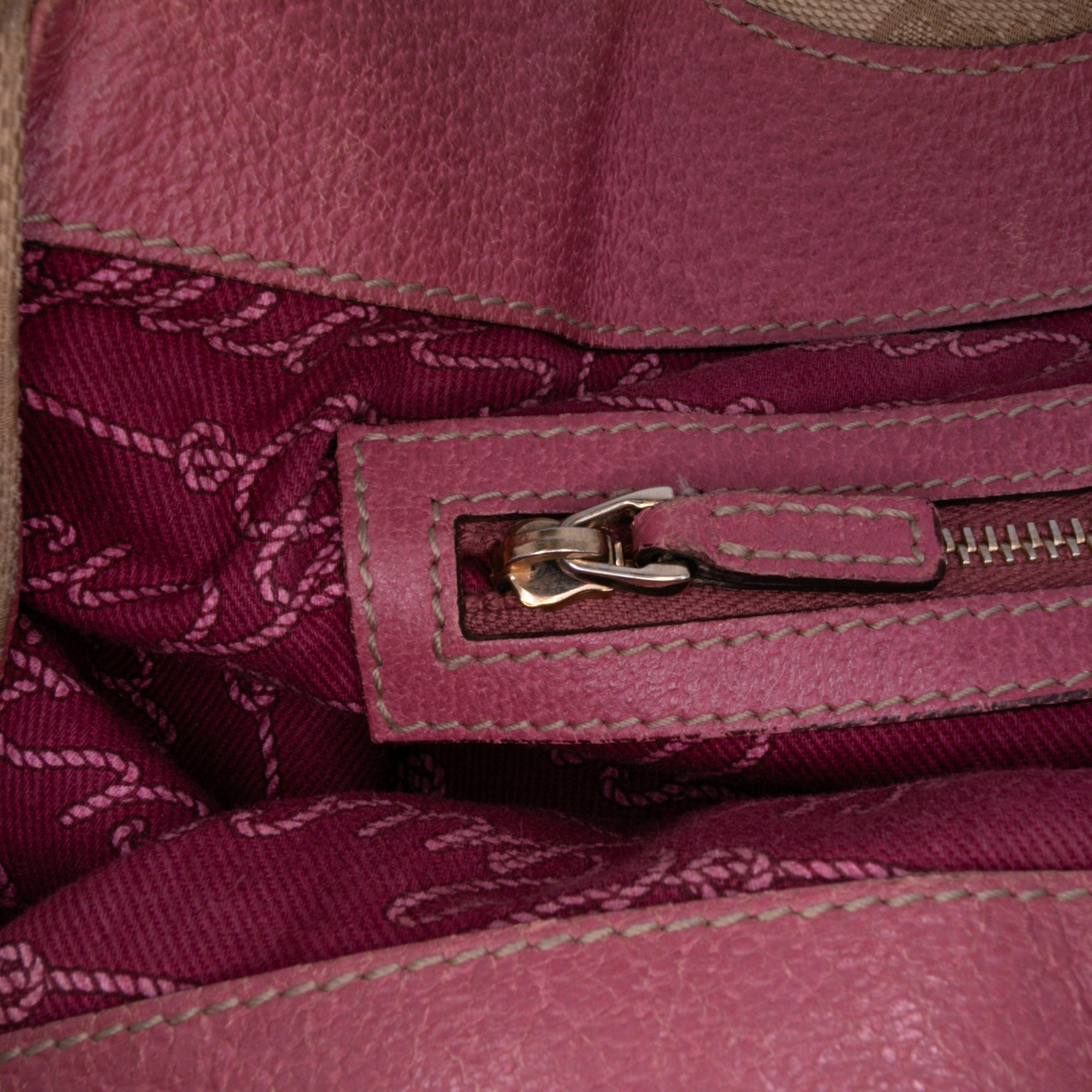 Medium GG Canvas Charmy Shoulder Bag