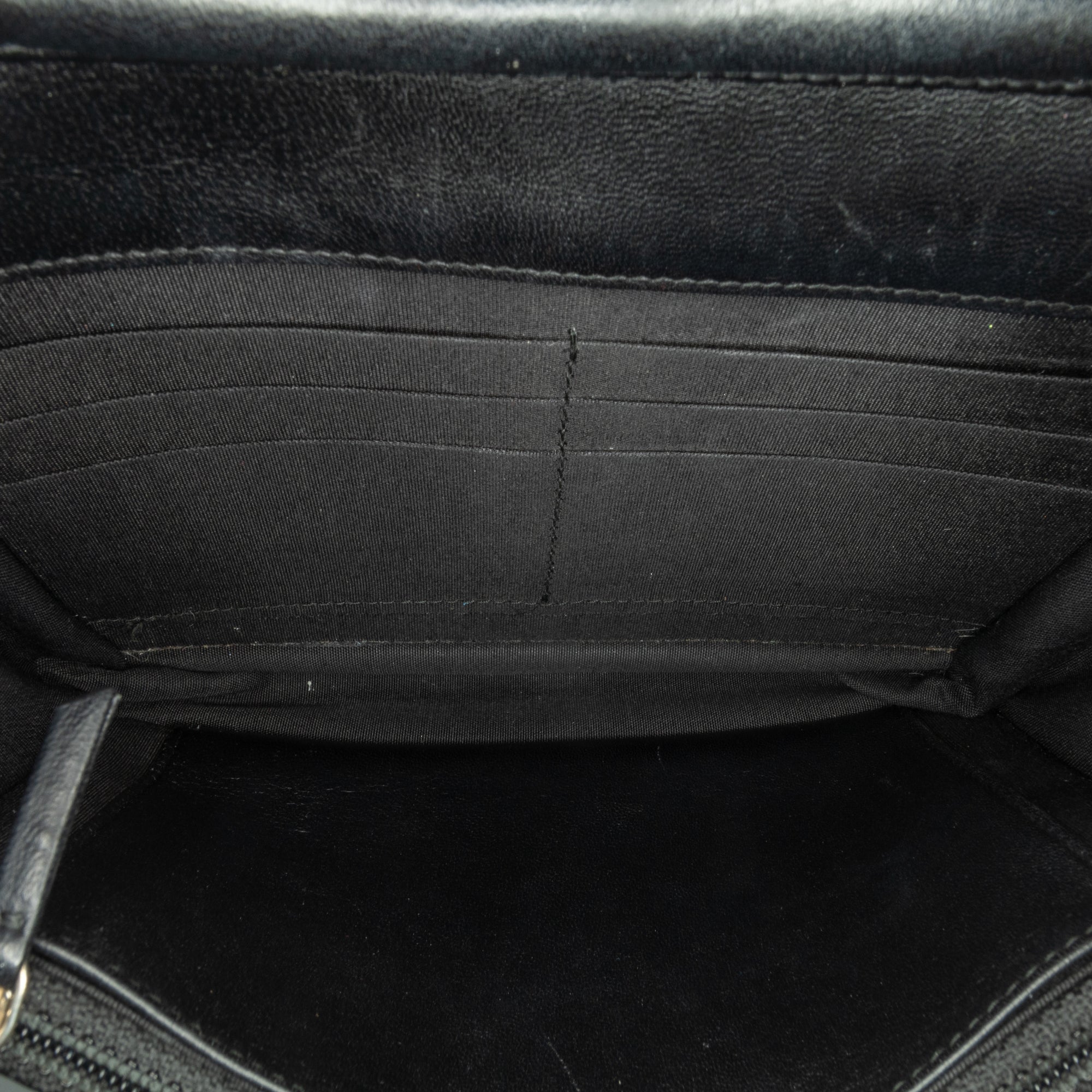 Pleated Crumpled Chevron Le Boy Wallet On Chain