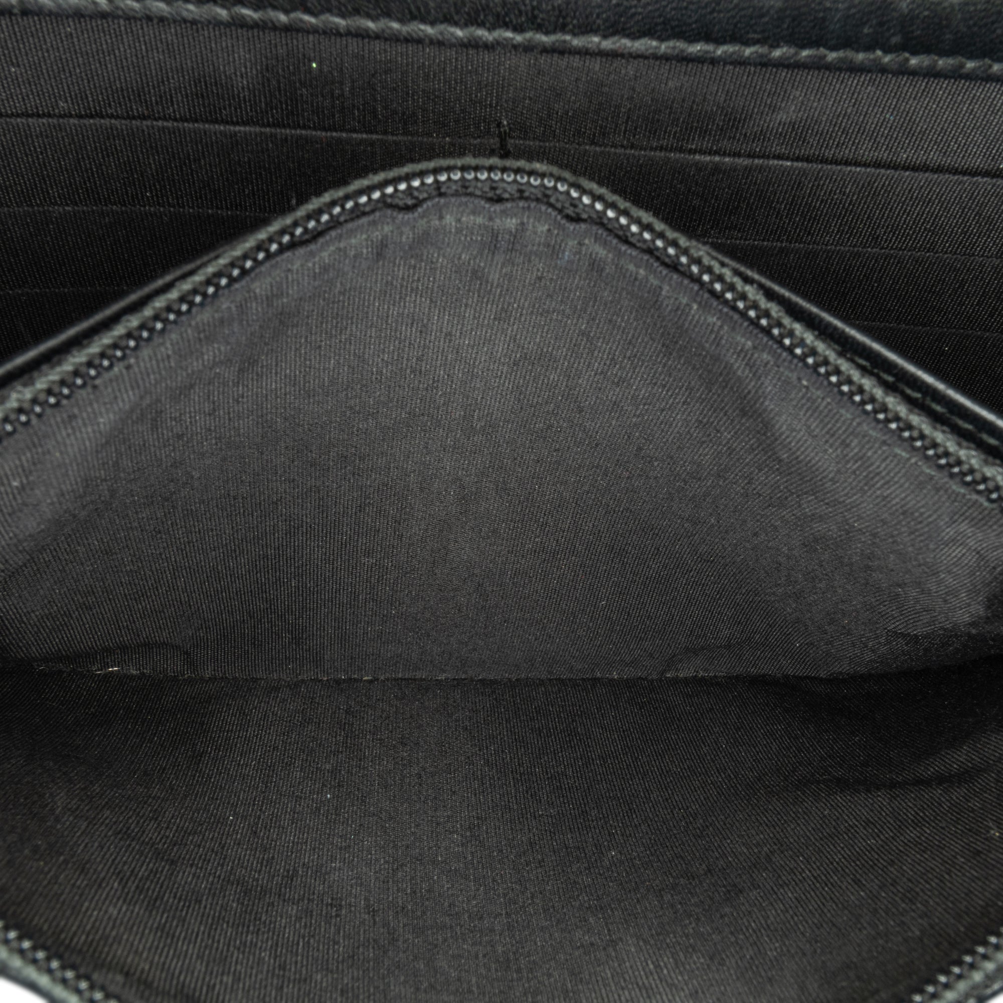 Pleated Crumpled Chevron Le Boy Wallet On Chain