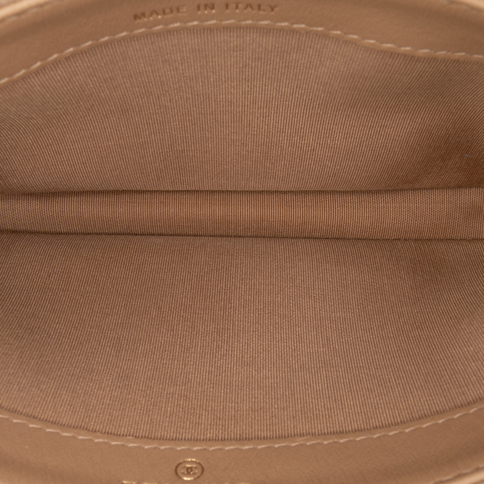 Caviar CC Filigree Crossbody