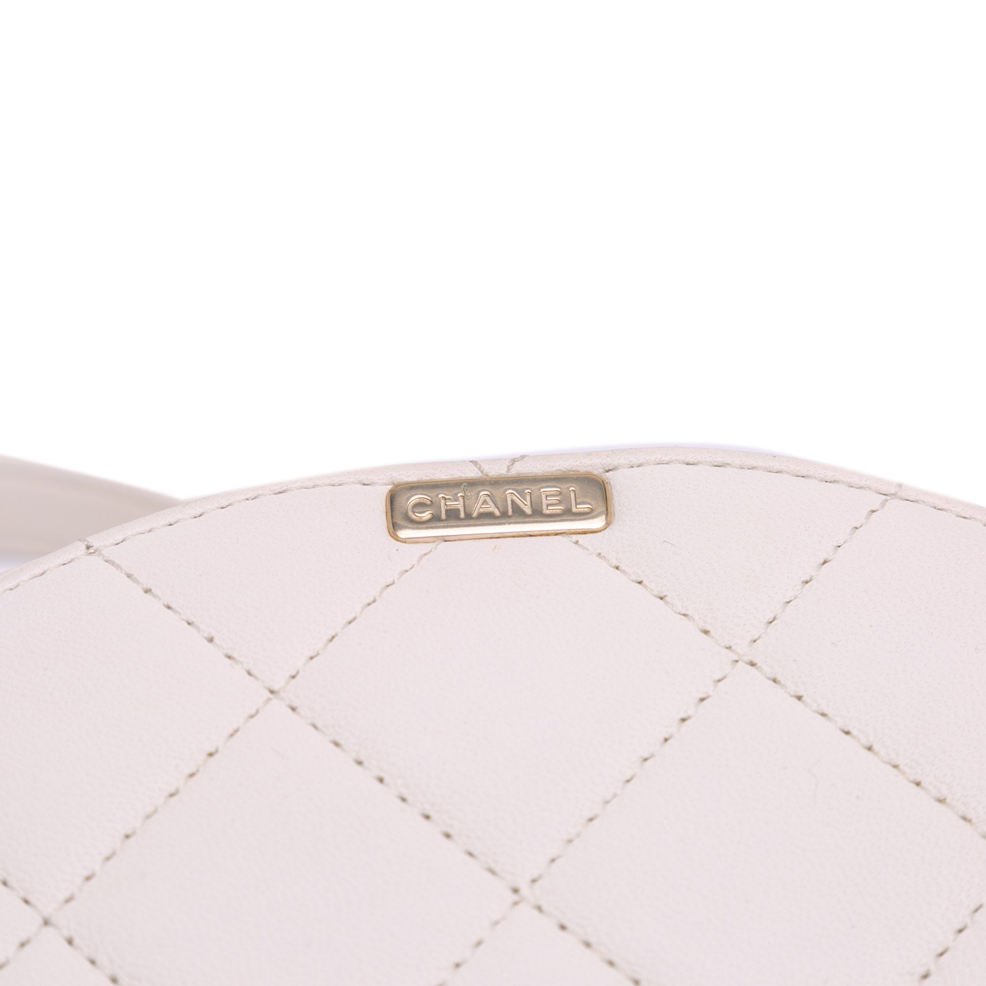 CC Lambskin Elegant Chain Vanity Case