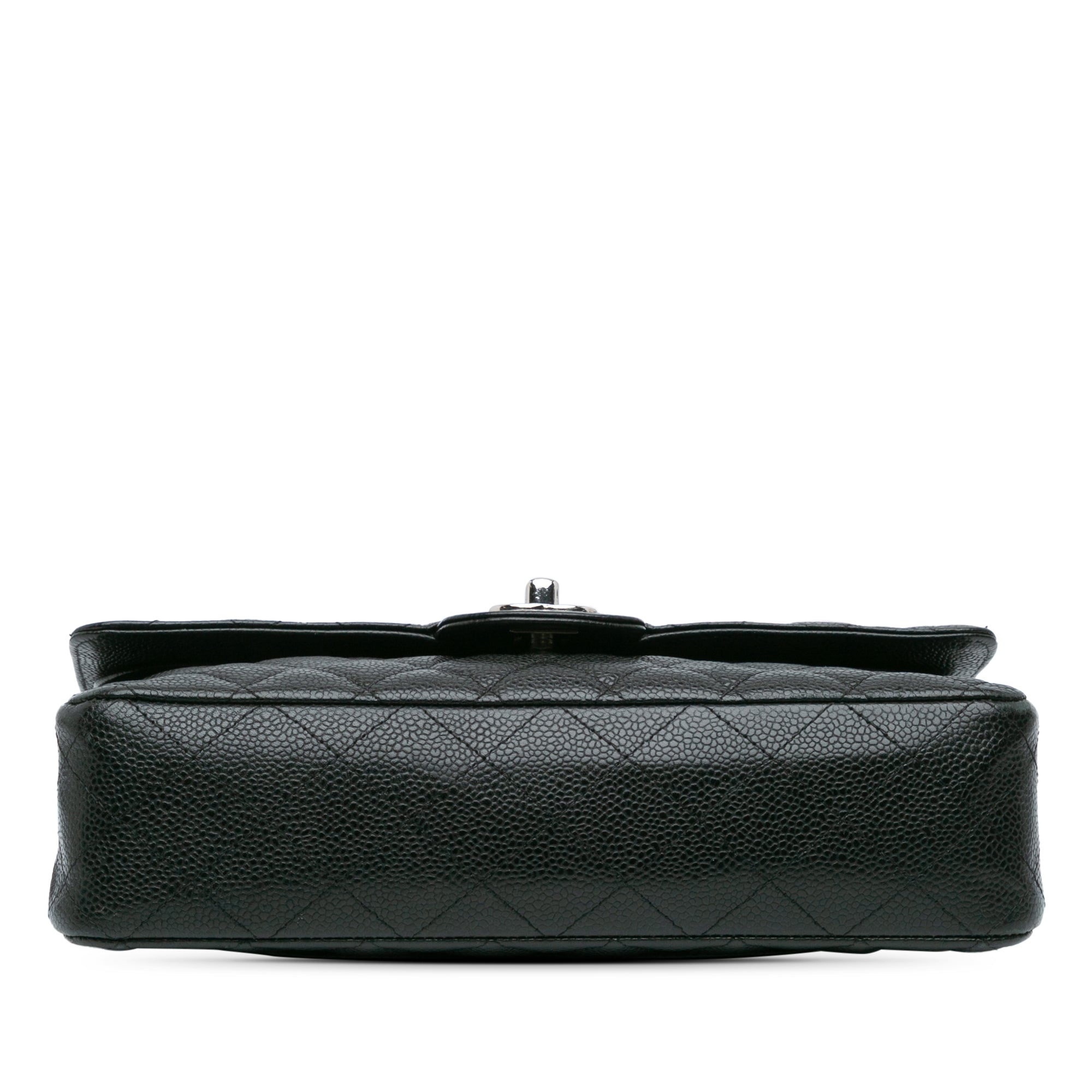Medium Classic Caviar Double Flap