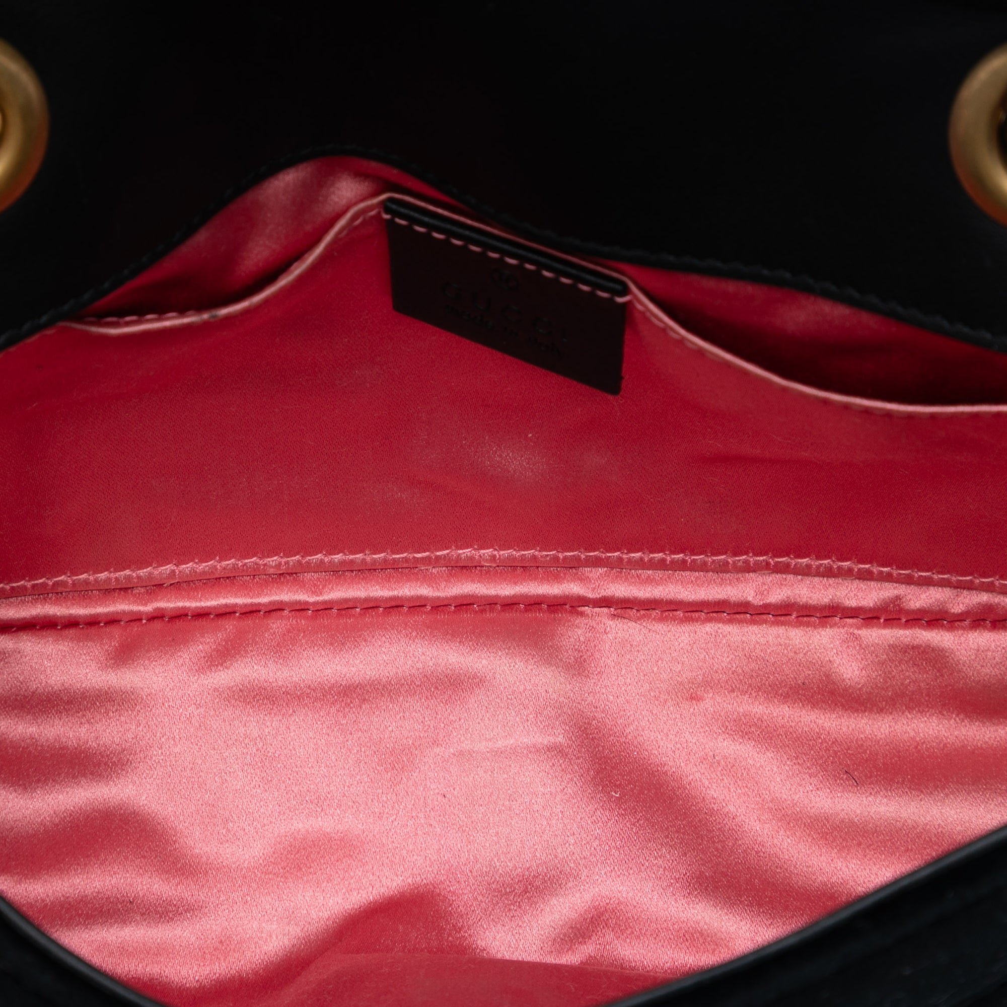 Small GG Marmont Matelasse Velvet Shoulder Bag