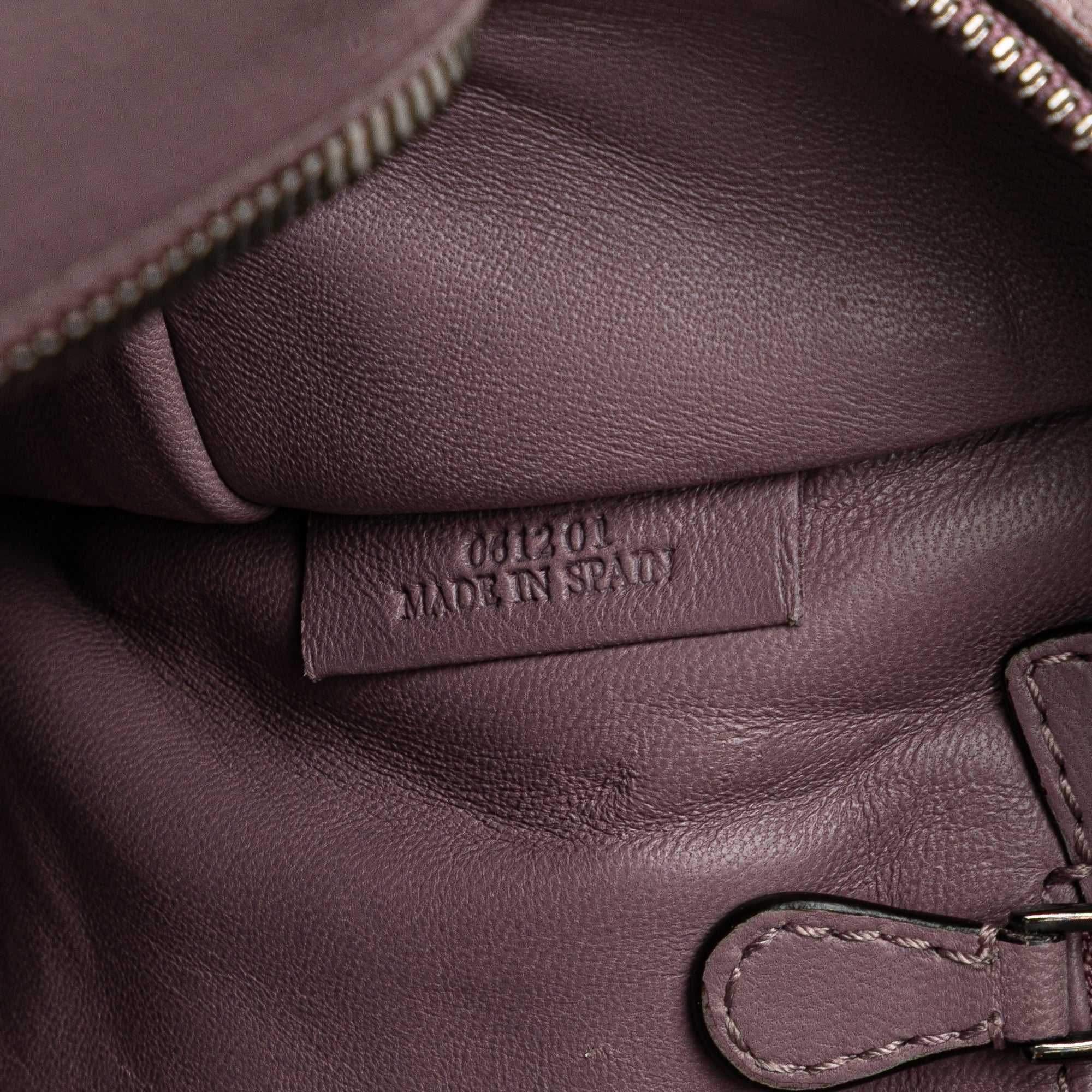 Tricolor Goatskin Amazona 28