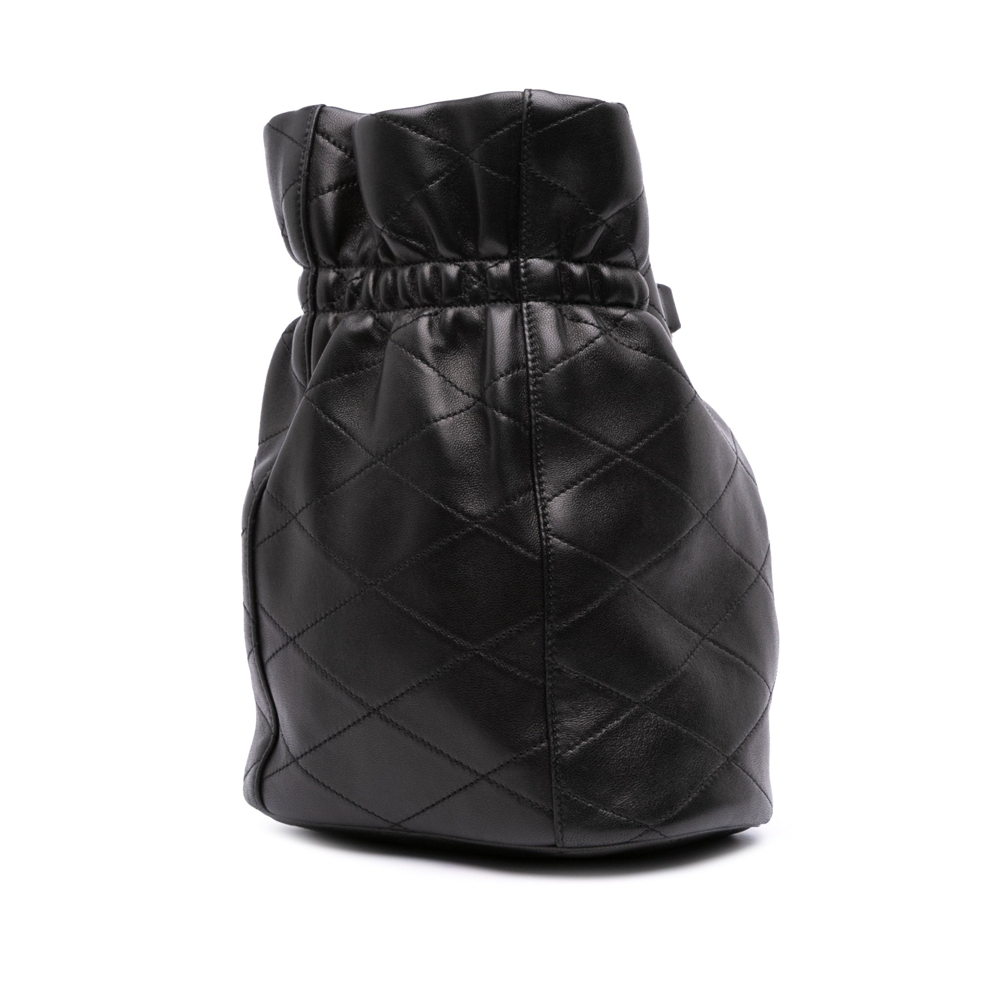 Lambskin Le Maillon Hook Bucket Bag