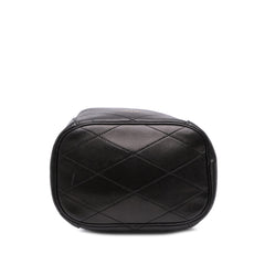 Lambskin Le Maillon Hook Bucket Bag