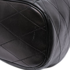 Lambskin Le Maillon Hook Bucket Bag
