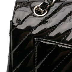 Maxi Classic Chevron Patent Single Flap