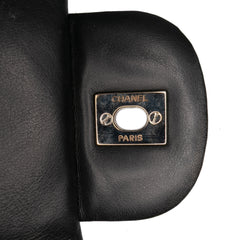 Maxi Classic Chevron Patent Single Flap