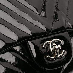 Maxi Classic Chevron Patent Single Flap