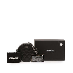 CC Quilted Caviar Round Clutch With Chain