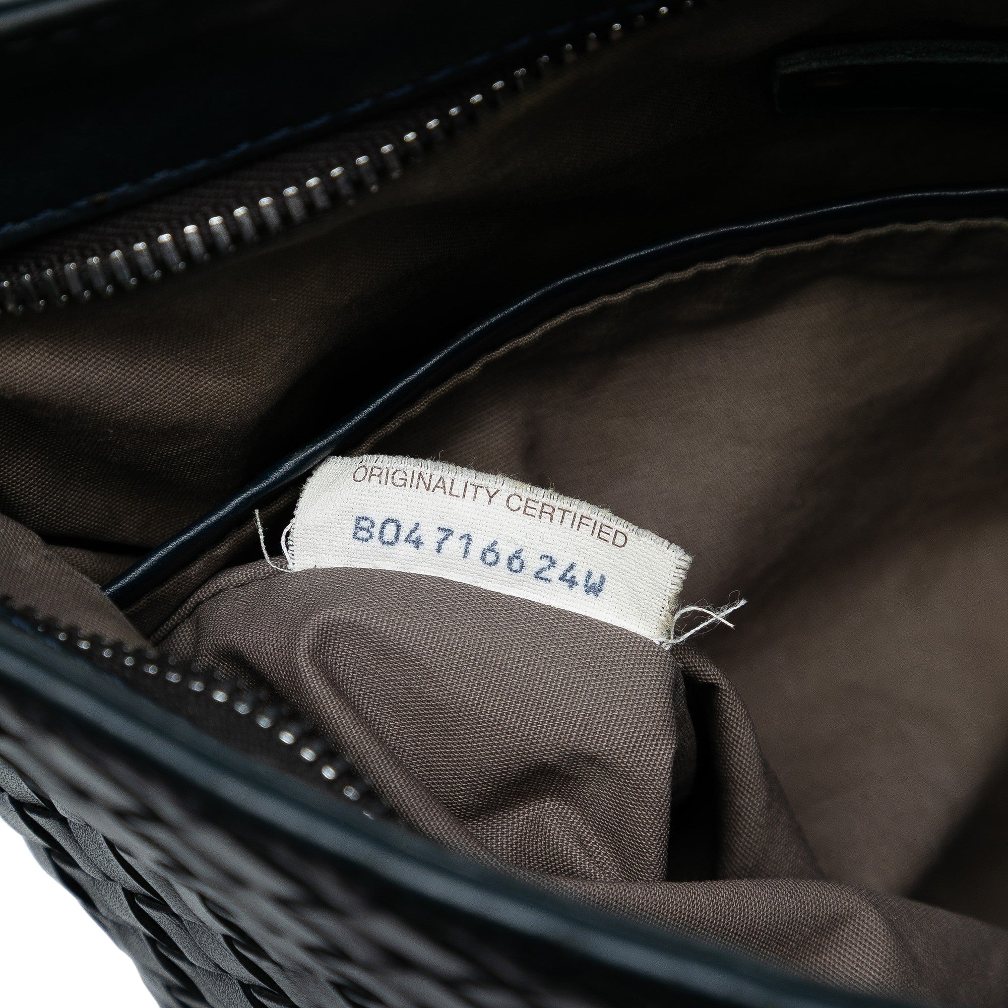 Nappa Intrecciato VN Crossbody