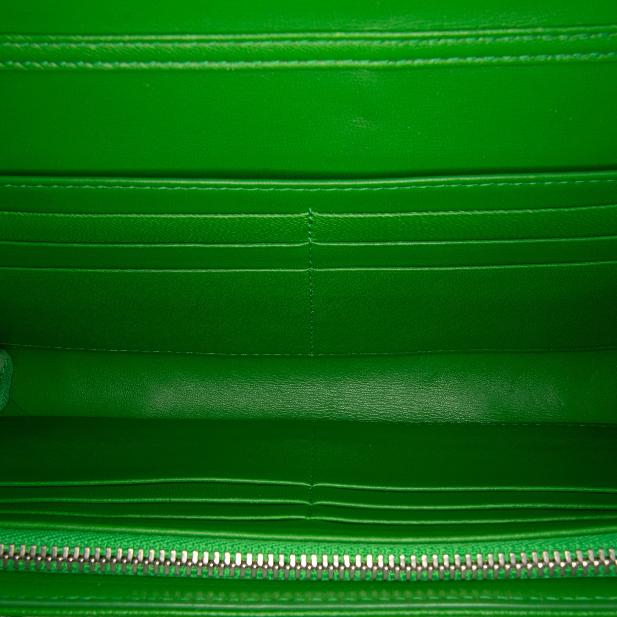 Grained Calfskin Diorama Croisiere Wallet on Chain