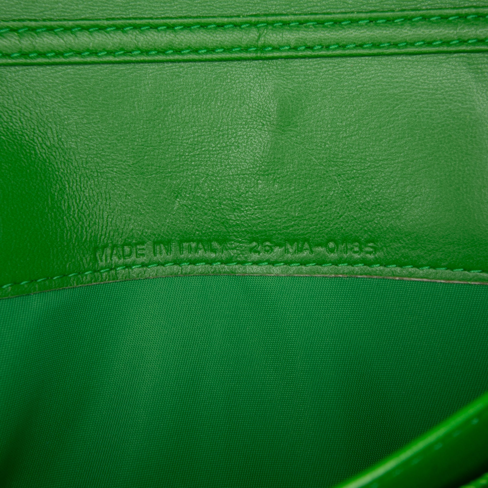 Grained Calfskin Diorama Croisiere Wallet on Chain