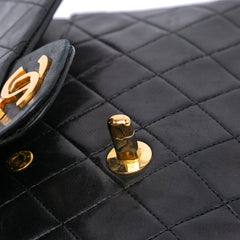 Medium Classic Lambskin Double Flap