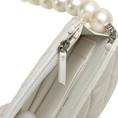 Quilted Calfskin Maxi Pearls Clutch With Chain_9