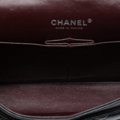 Medium Classic Lambskin Double Flap