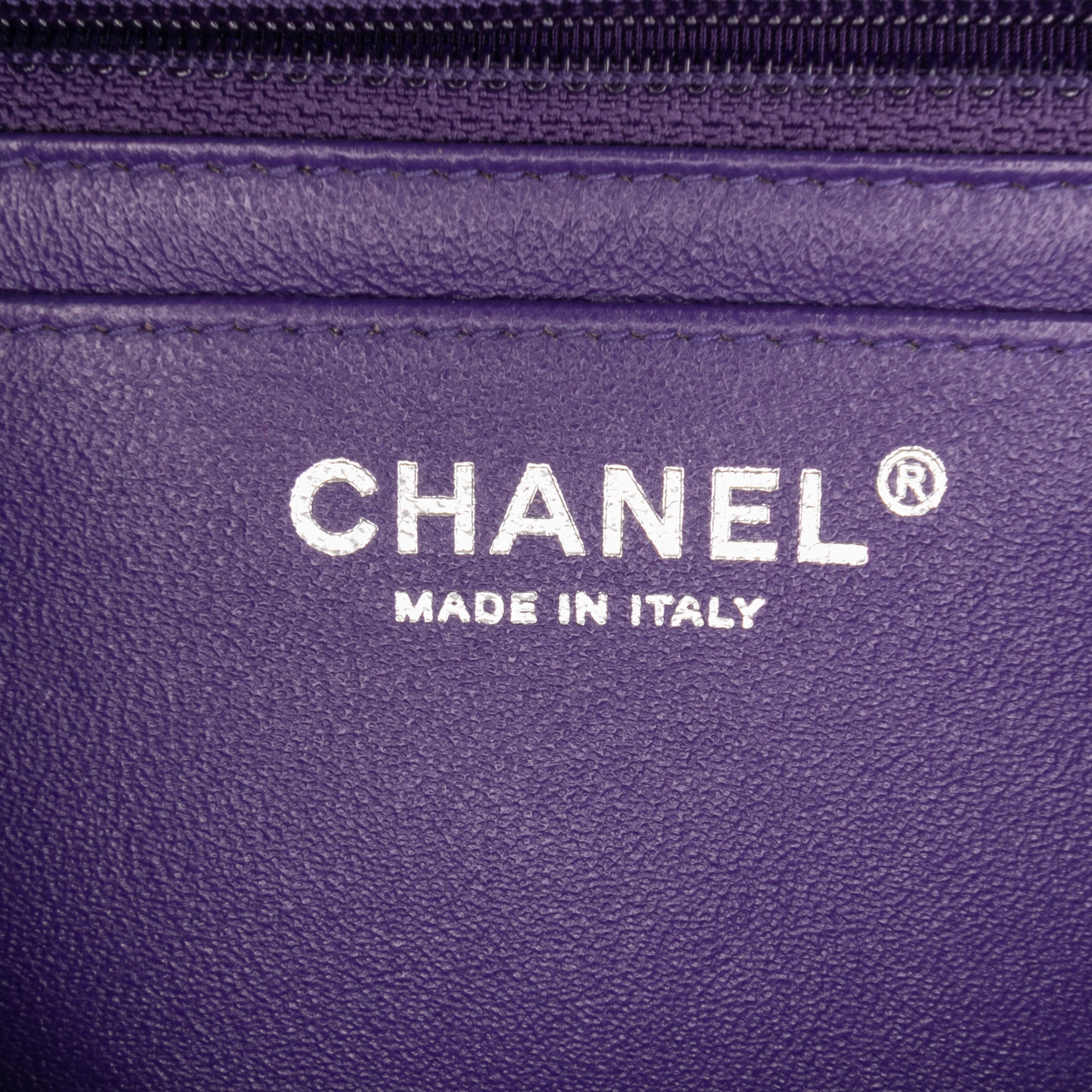 Mini Square Classic Patent Single Flap