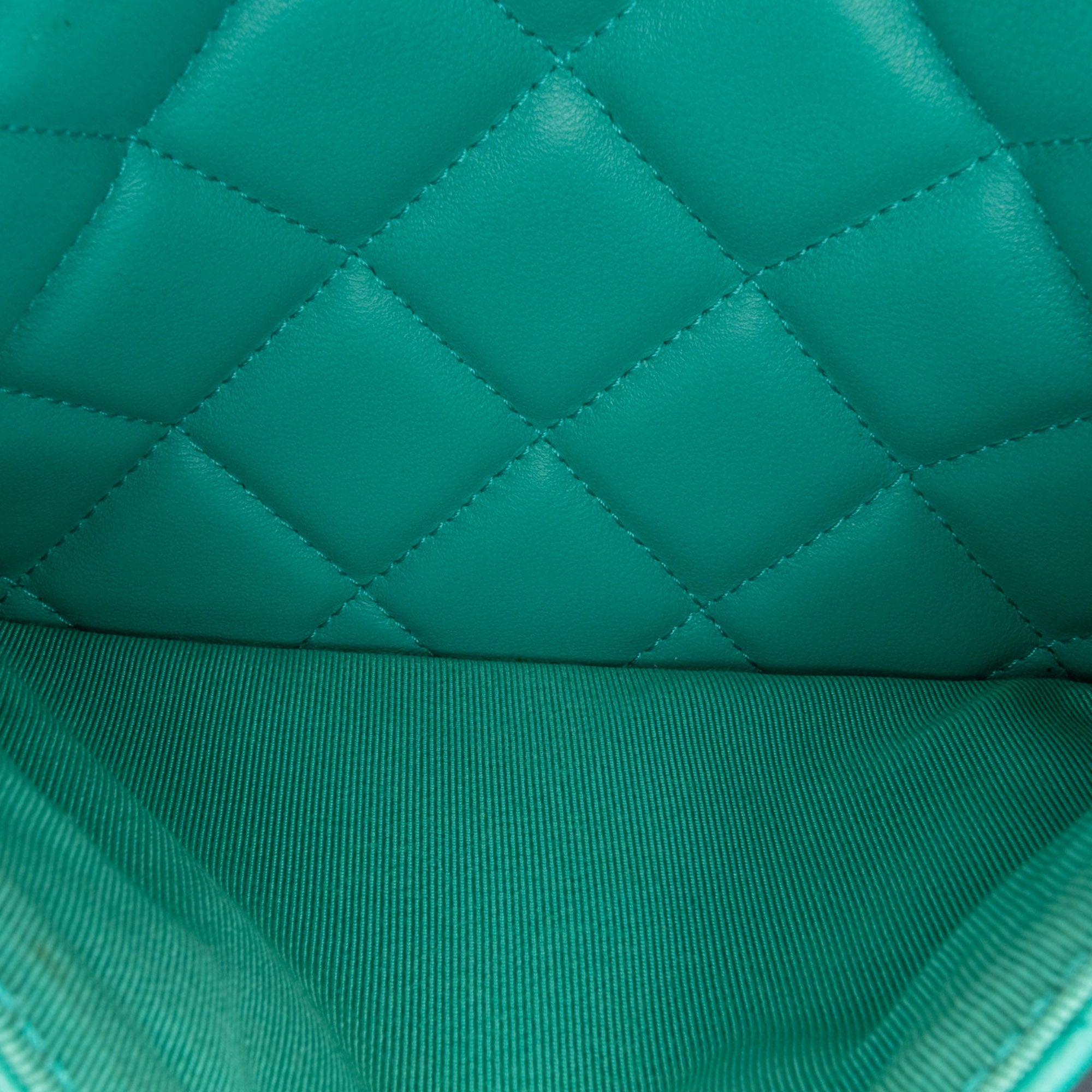 Quilted Lambskin O-Case Clutch_5