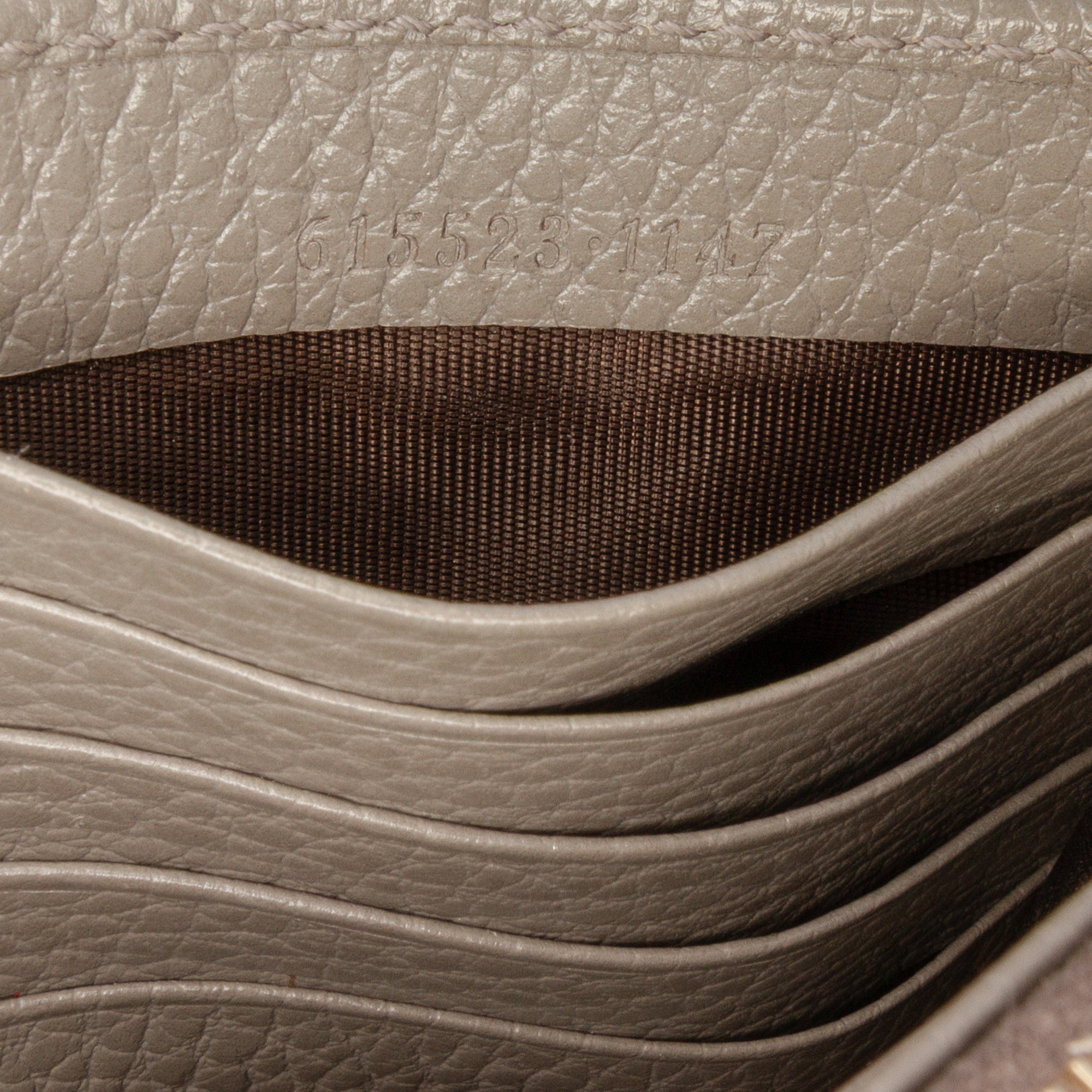 Interlocking G Dollar Calfskin Wallet on Chain