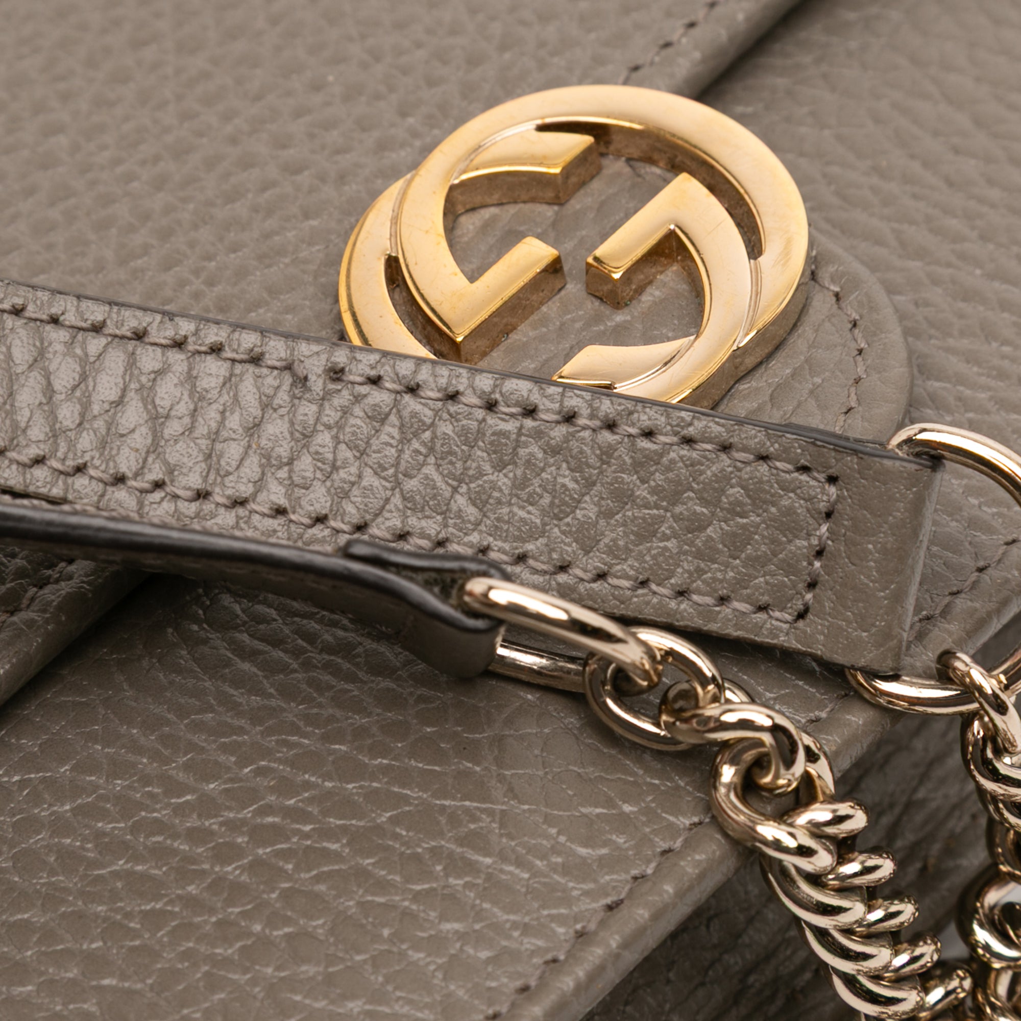 Interlocking G Dollar Calfskin Wallet on Chain