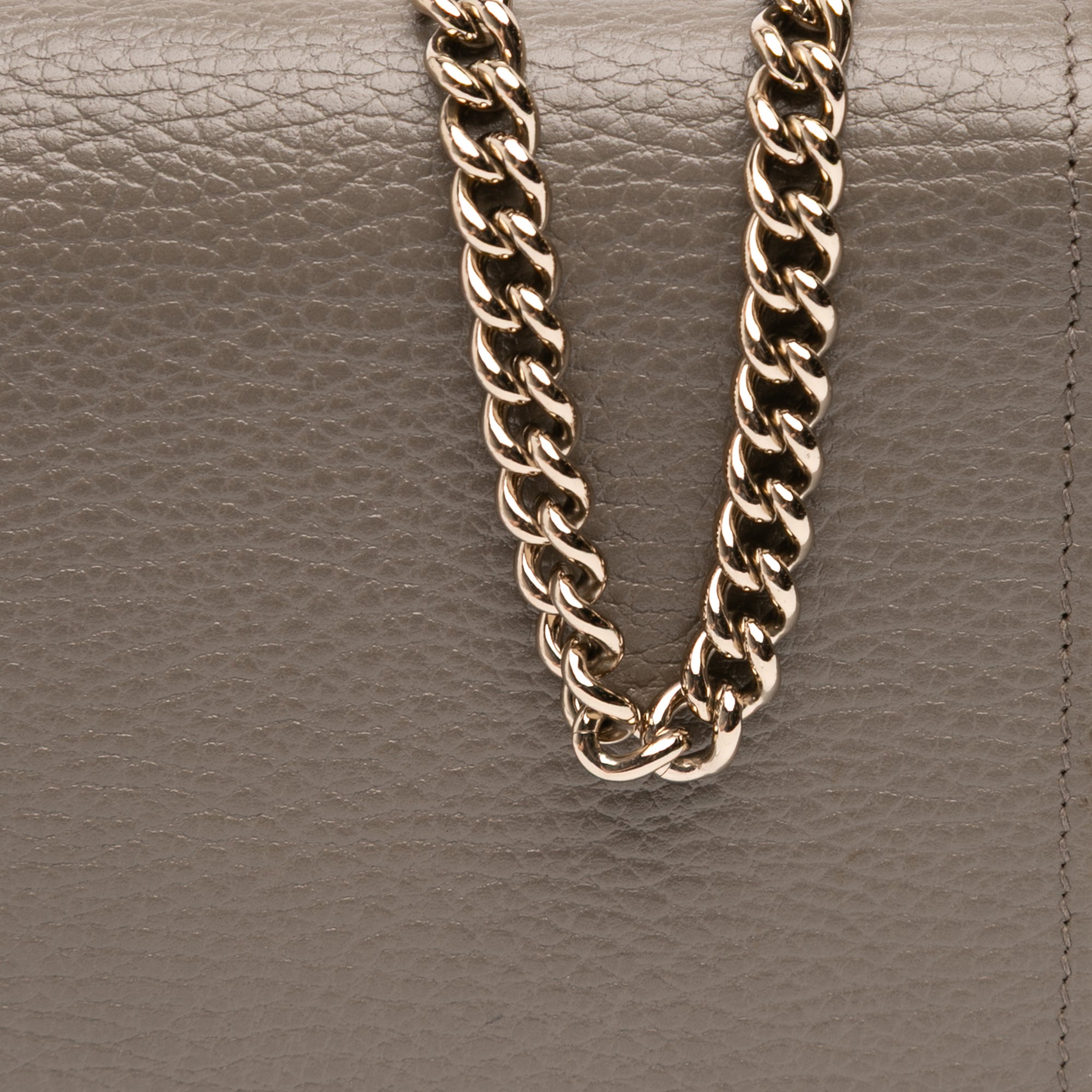 Interlocking G Dollar Calfskin Wallet on Chain