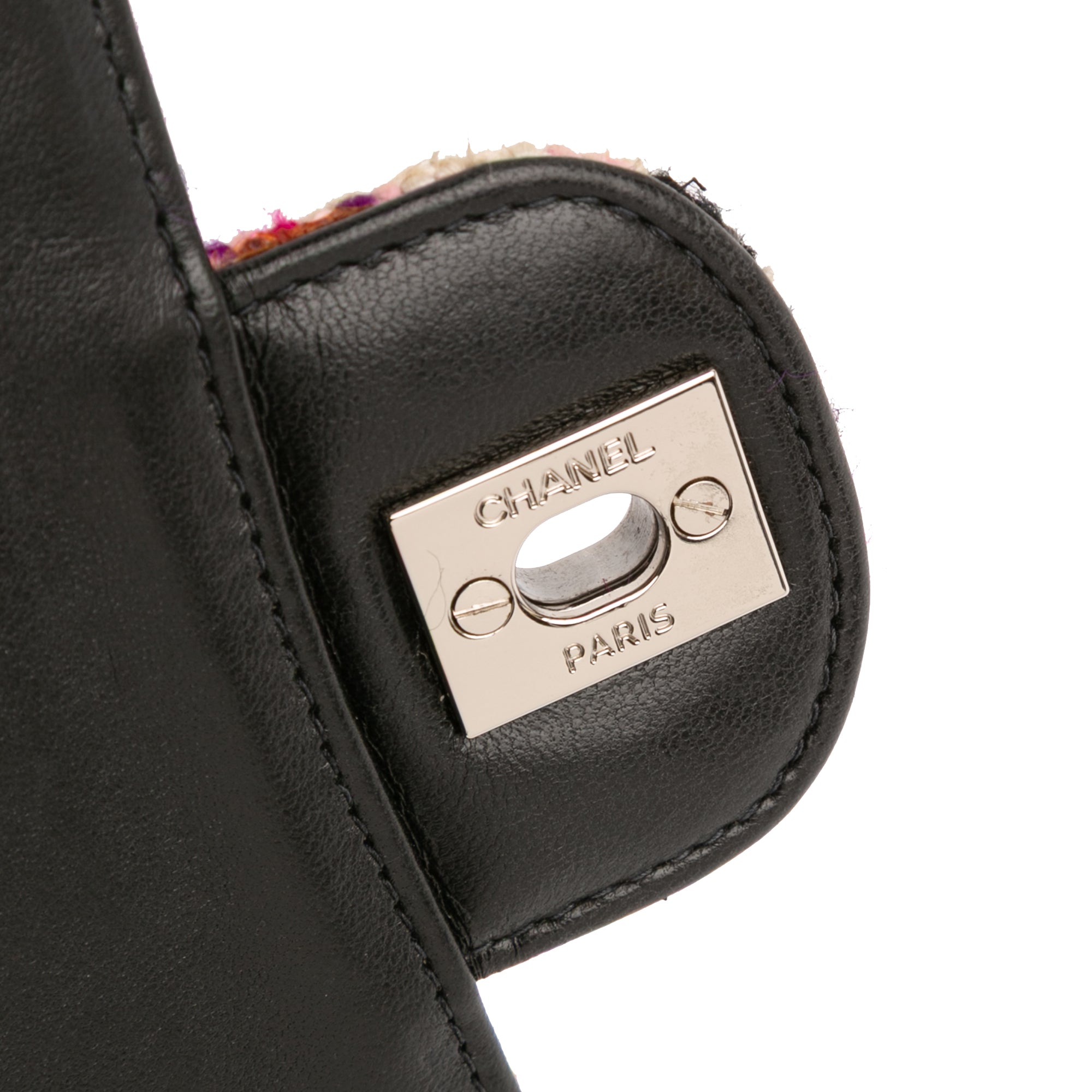Medium Classic Tweed Double Flap