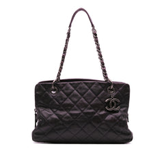 Small Quilted Iridescent Caviar Chic Shopping Tote
