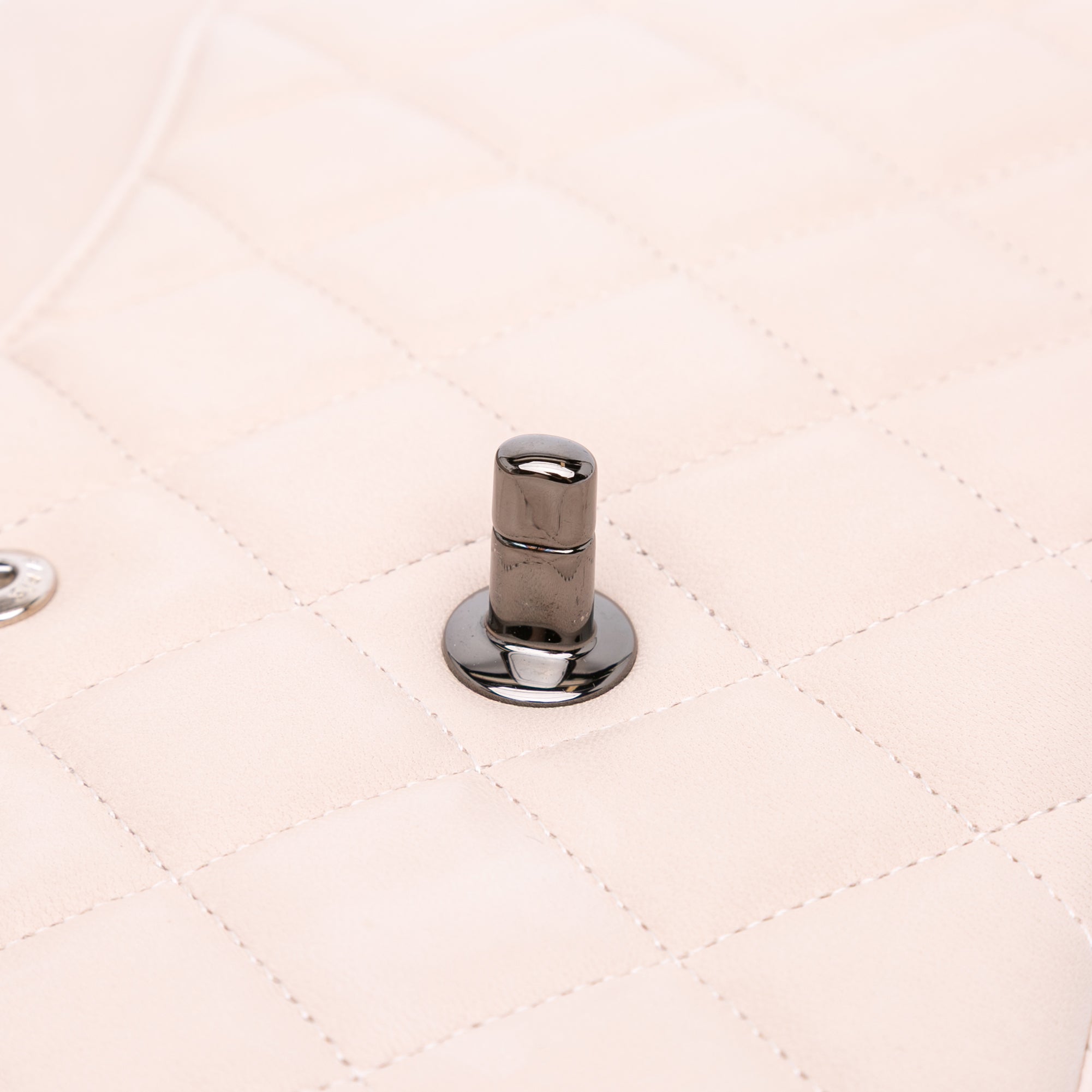Jumbo Classic Lambskin Double Flap